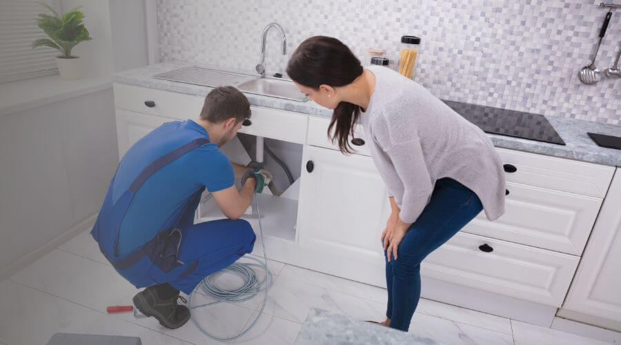 Expert burst pipe repair services in Lulu, FL